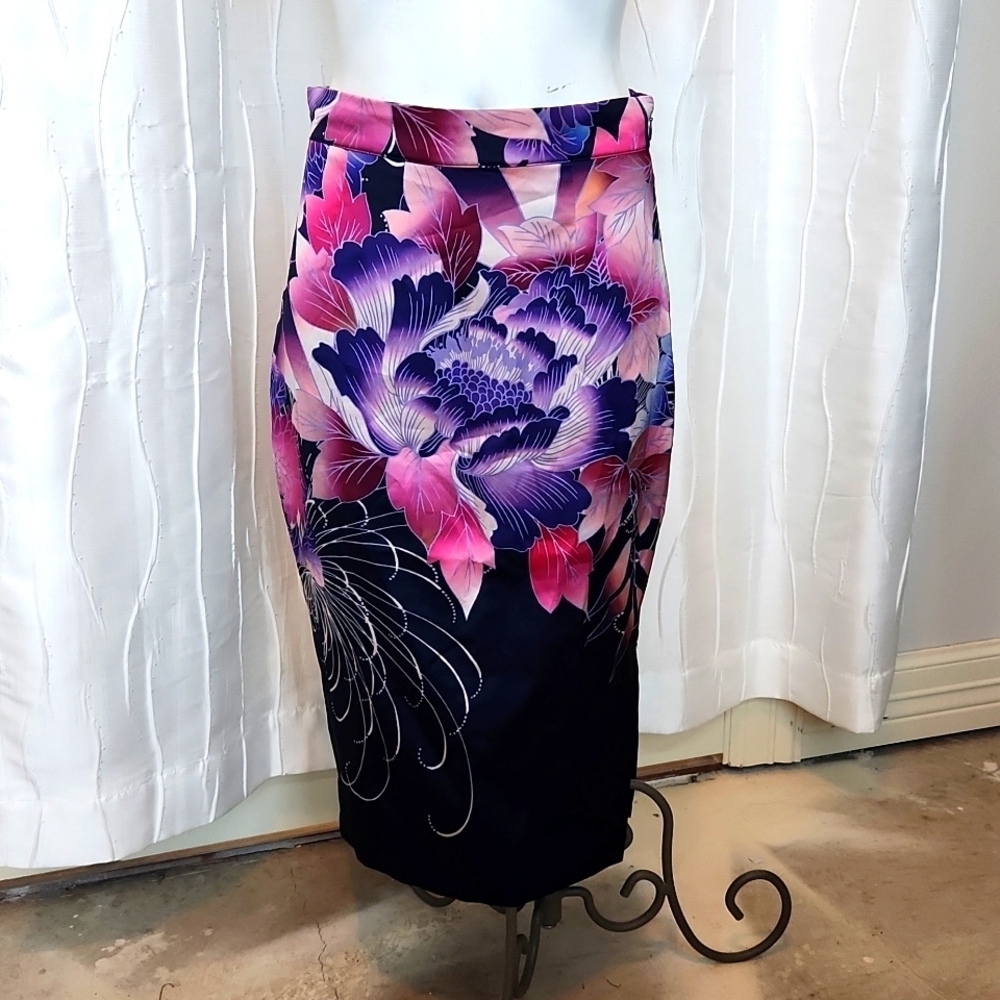 Marciano Floral Print Pencil Skirt